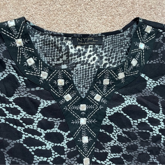 N.Y.P.L Collection Cheetah 3/4 Sleeve and Mid-Length Skirt - Picture 2 of 4